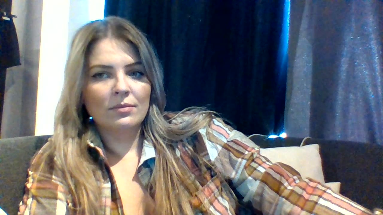 SterreZxx en sexcam live - webcam coquine et tchat gratuit