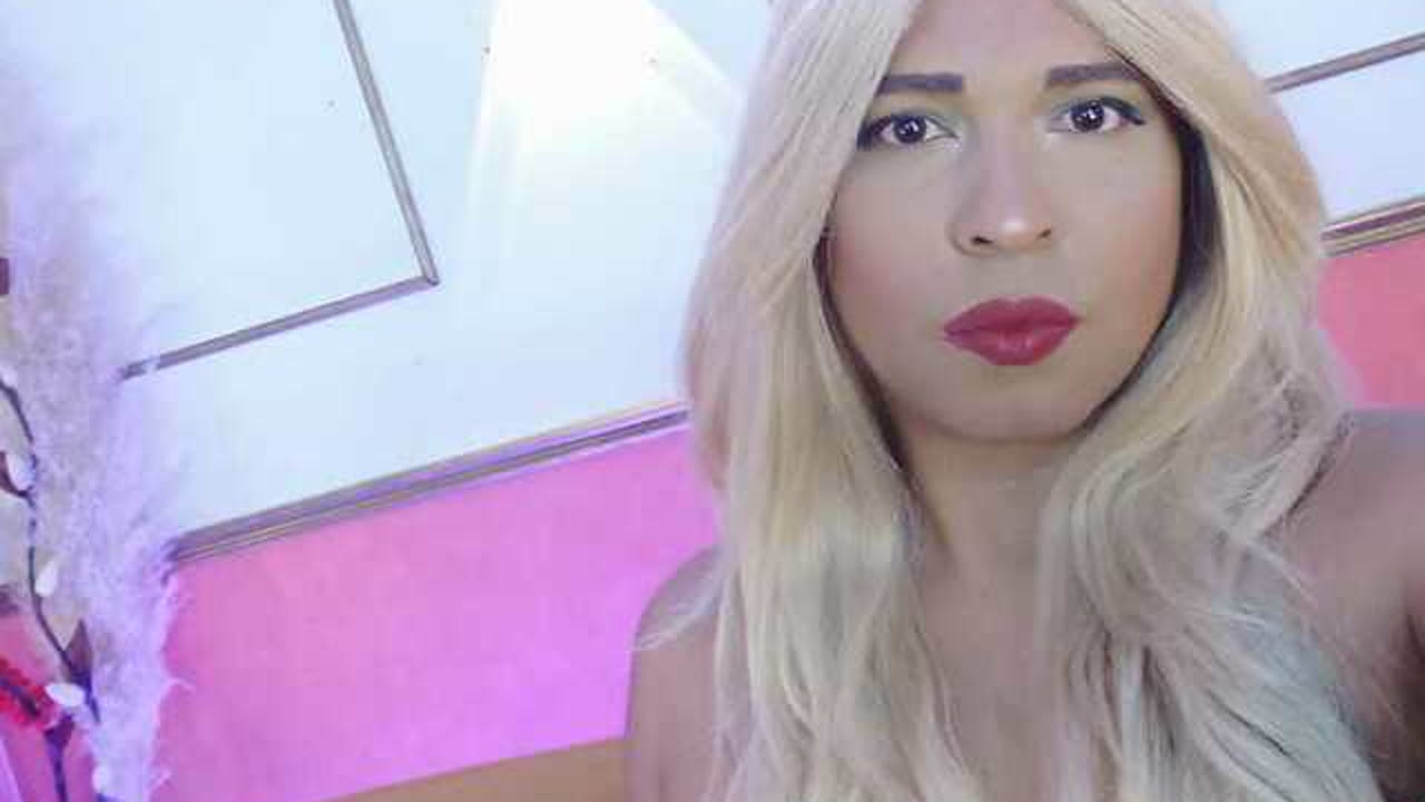ladybigass en sexcam live - webcam coquine et tchat gratuit