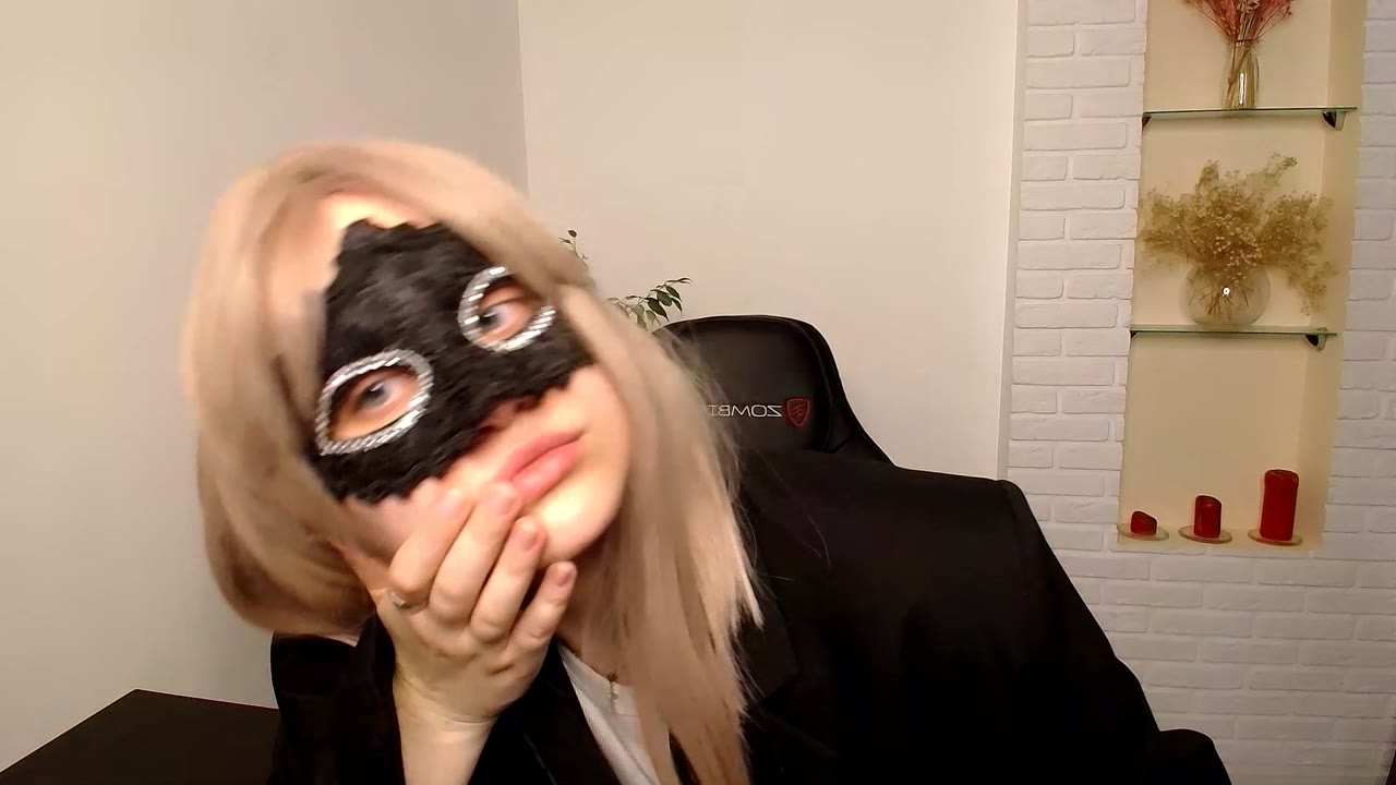 KylieHome en sexcam live - webcam coquine et tchat gratuit