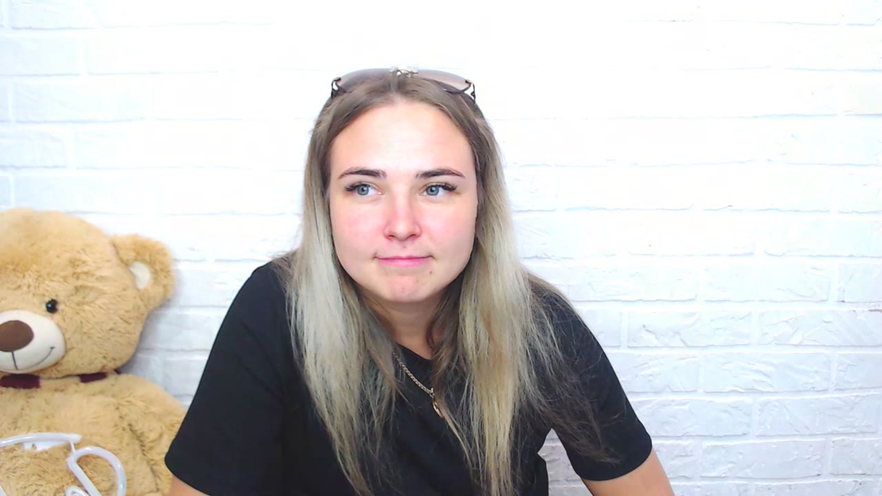 CrystalEva en sexcam live - webcam coquine et tchat gratuit