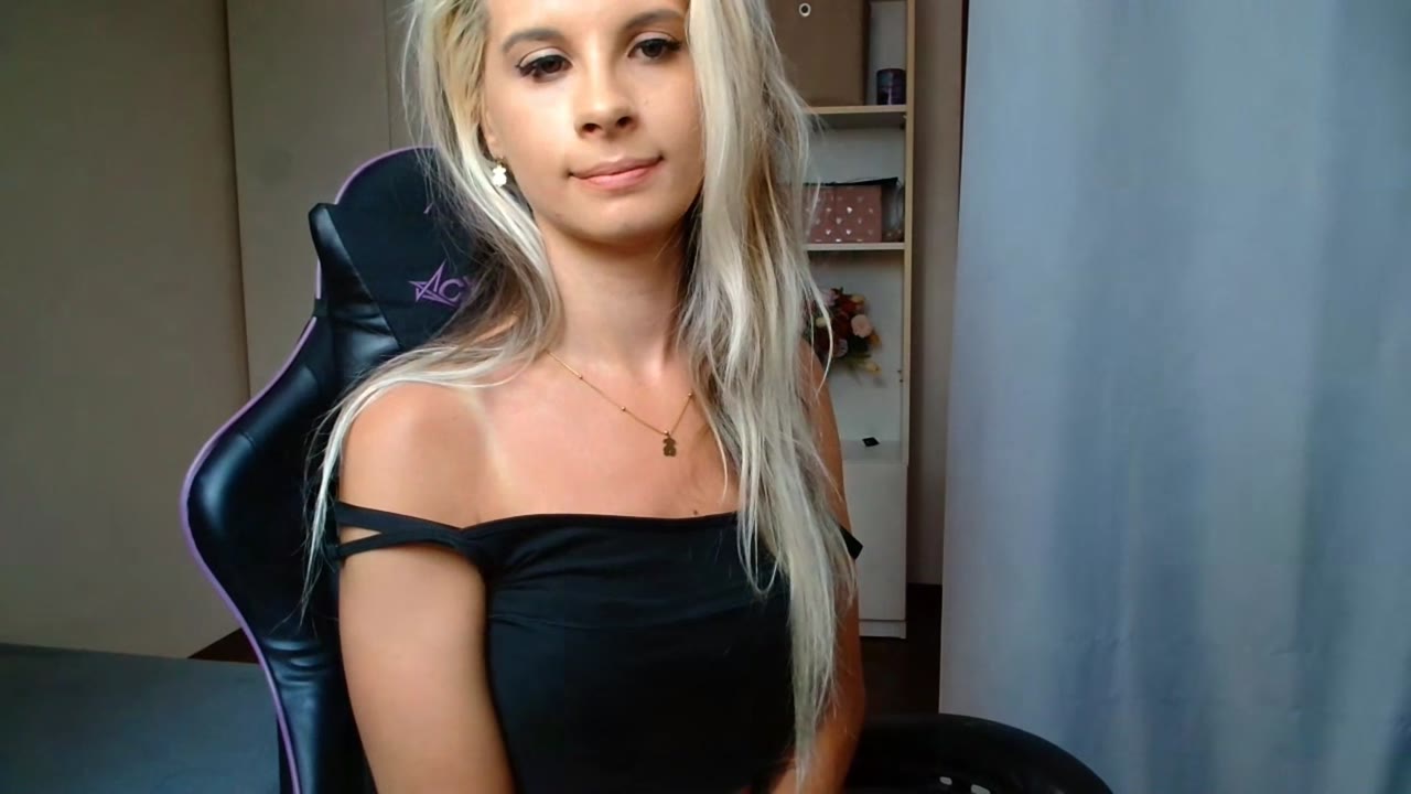 Sexcam avec KristineGood