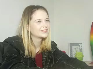 LydiaFlirt