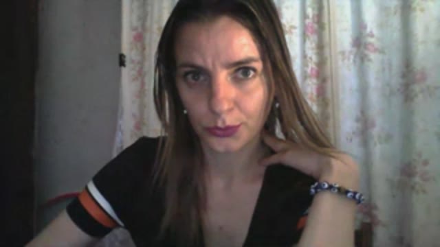 SeksiRoyvzi live webcam show