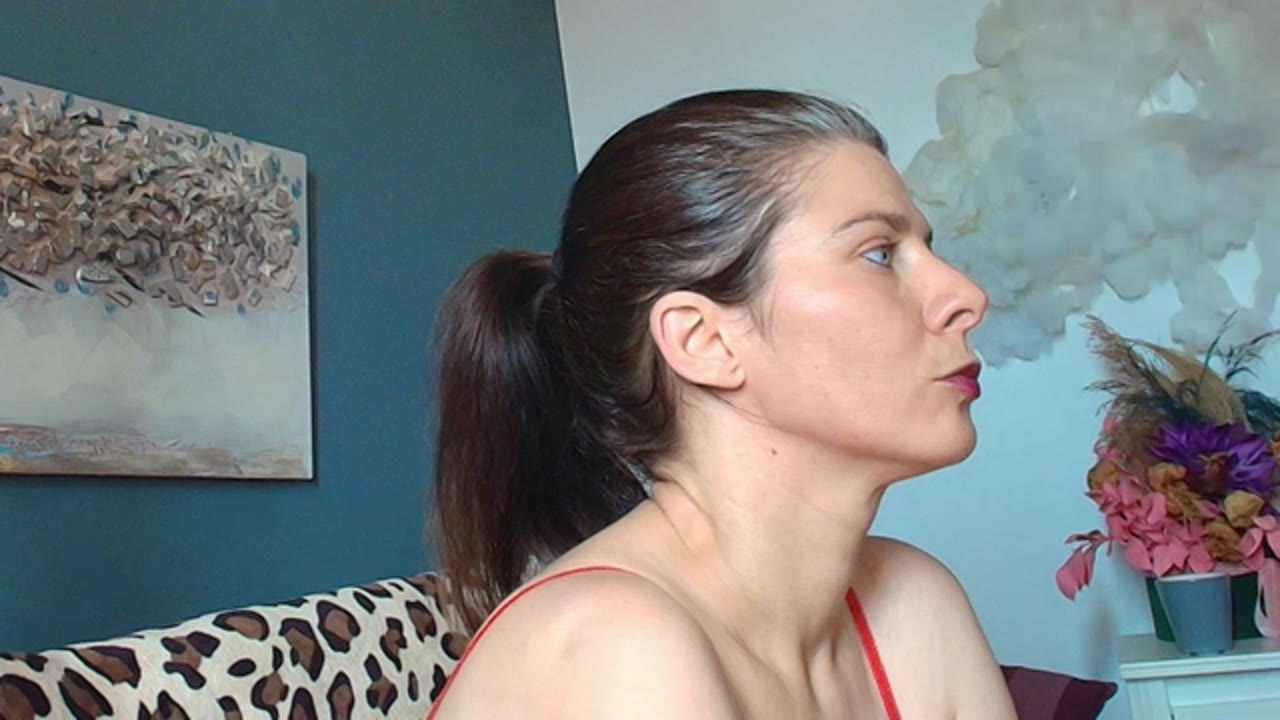 Annonce vidéo de AnneBlueEyes - Plan cul en ligne et échange de nudes