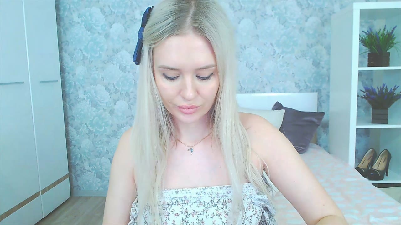 Lindy en sexcam live - webcam coquine et tchat gratuit