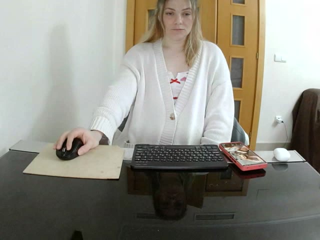 Begin een chat met LadyMellns