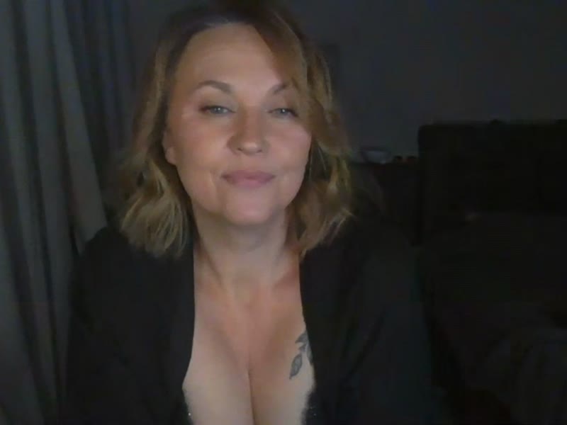 Image du stream de Ninacam75, modèle Xcams