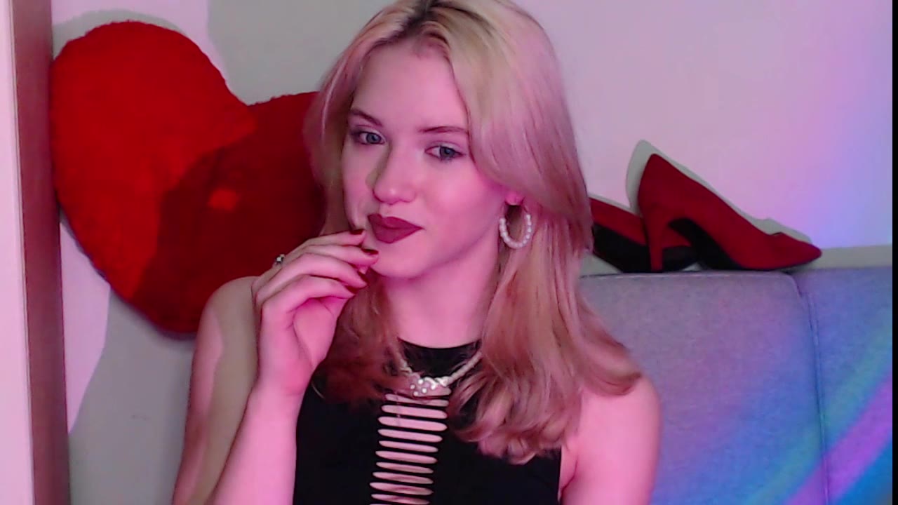 EvaFoxxxy en sexcam live - webcam coquine et tchat gratuit