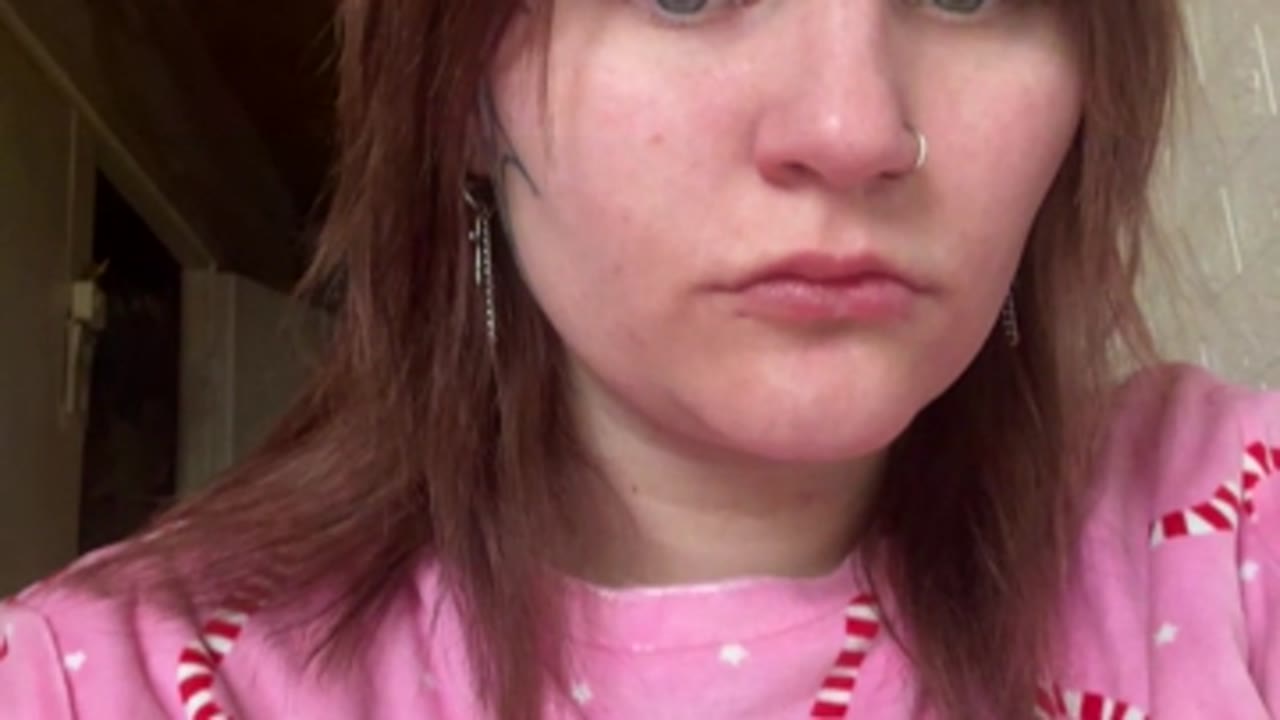 Bettyshy en sexcam live - webcam coquine et tchat gratuit