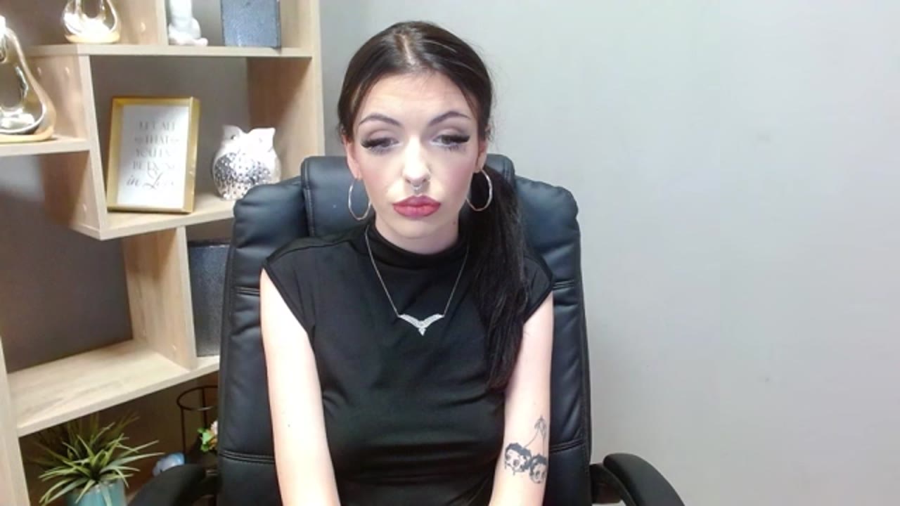 Sabrinalove en sexcam live - webcam coquine et tchat gratuit