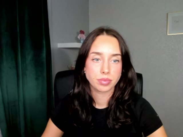 Adel live cam