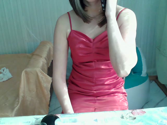 Begin een chat met AngelaRoxyx