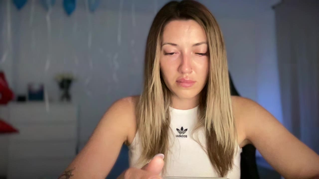 Sexcam avec SweetTi