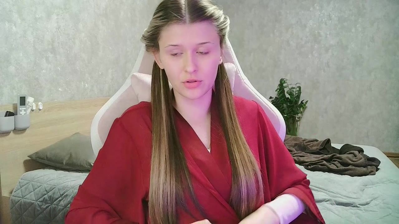AngeLinA199 en sexcam live - webcam coquine et tchat gratuit