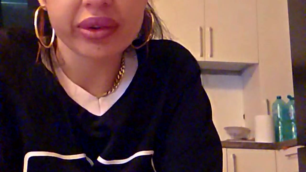 Lorenavanfit en sexcam live - webcam coquine et tchat gratuit