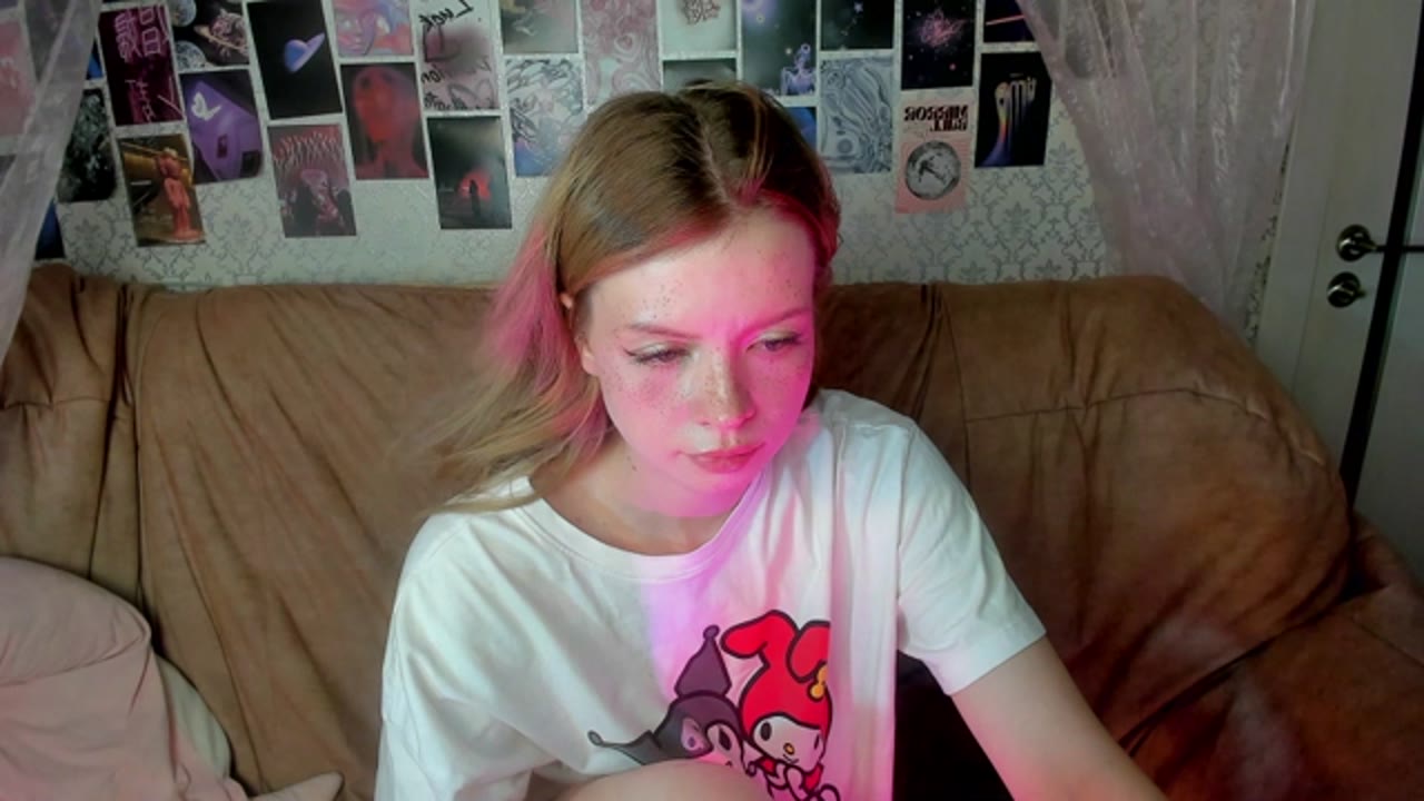 AlysaMeow en sexcam live - webcam coquine et tchat gratuit