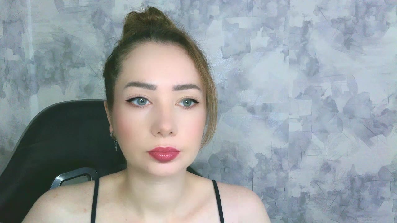 AminaLix en sexcam live - webcam coquine et tchat gratuit