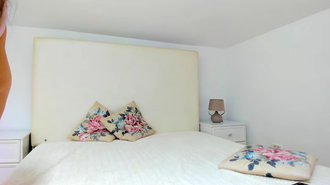 lilithvelur en sexcam live - webcam coquine et tchat gratuit