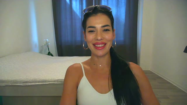 Olivia0770 live webcam show