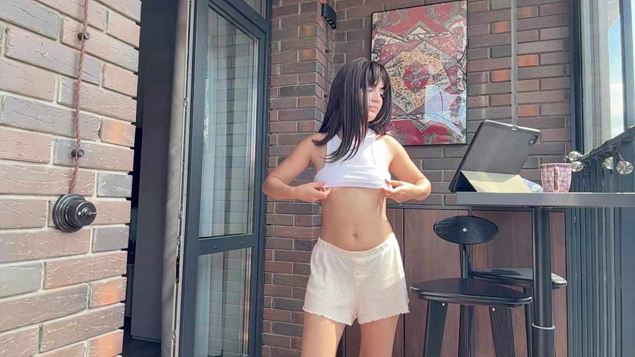 NicolLessy en sexcam live - webcam coquine et tchat gratuit