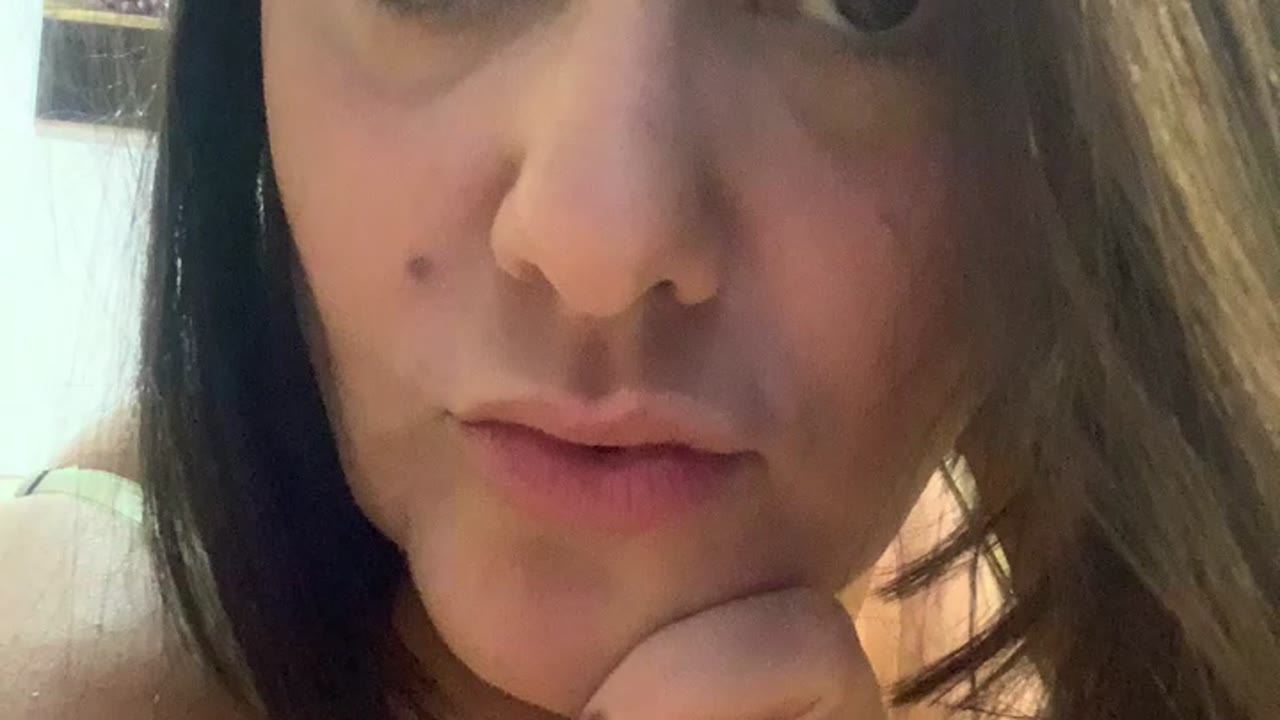 LuahCherry en sexcam live - webcam coquine et tchat gratuit