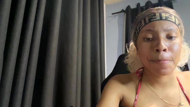 SexyKat live webcam show