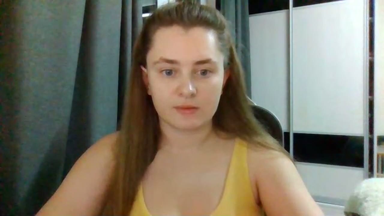 Nika4 en sexcam live - webcam coquine et tchat gratuit