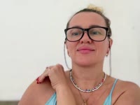 nude striptease CherizKami