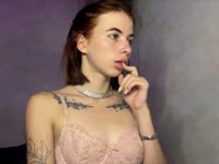 strip chat room NoveLLaa