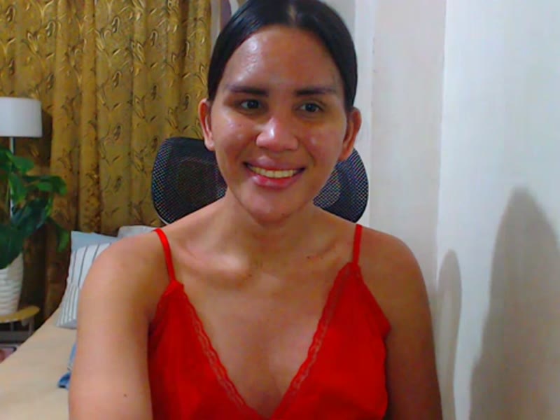 Imagen del stream de MariaPeters en Xcams