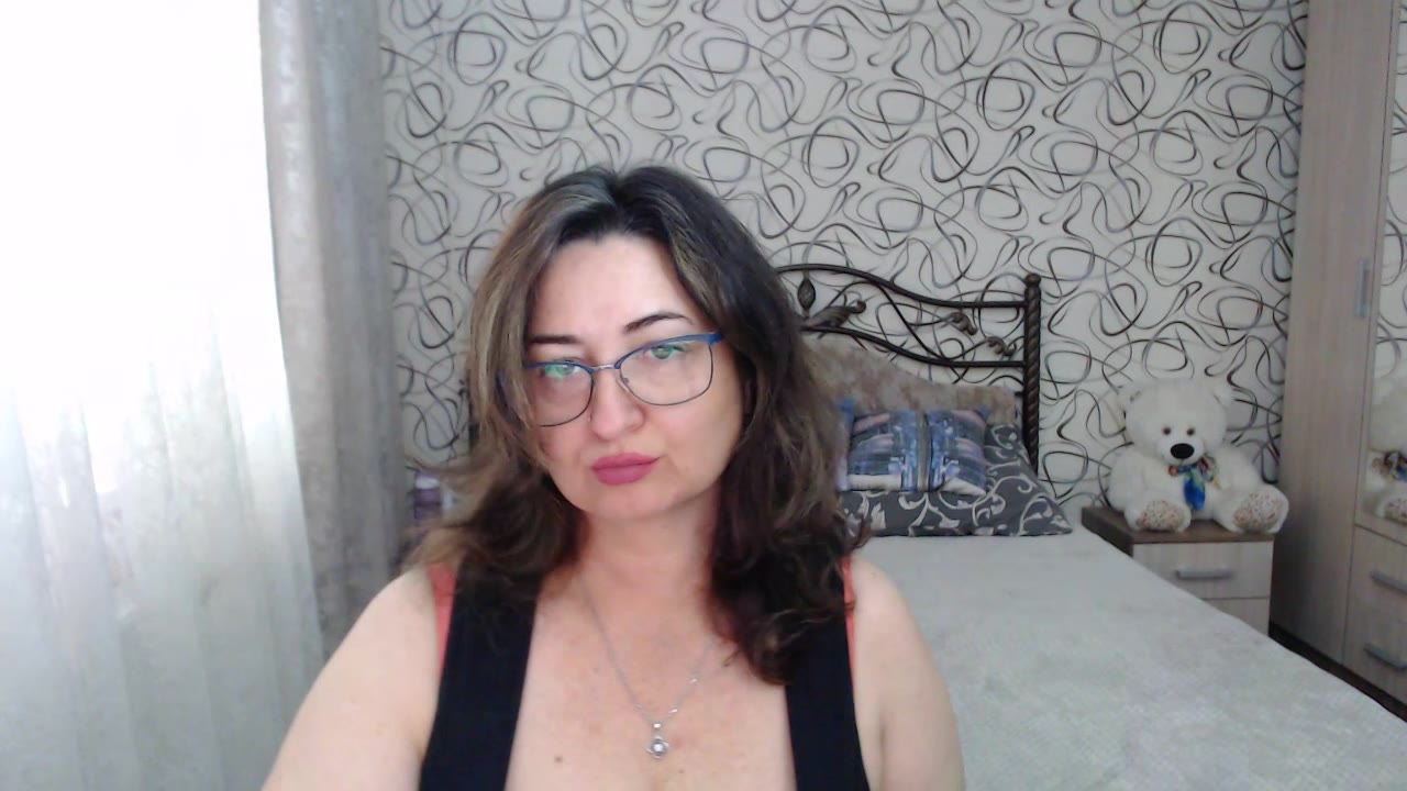 Ameliya en sexcam live - webcam coquine et tchat gratuit