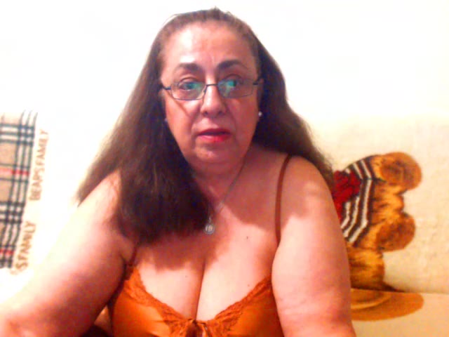 Hot webcam sex with <? echo $live_nickname; ?>