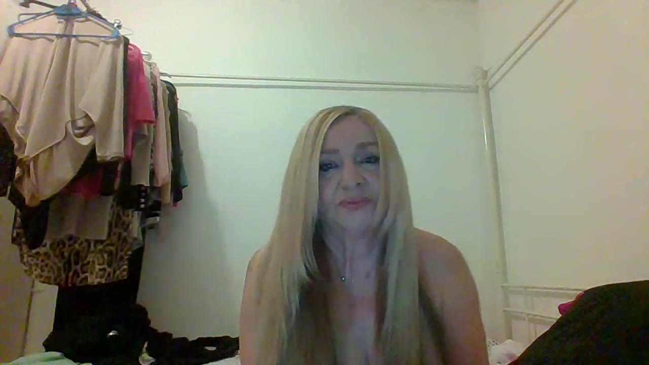 SEXYMYMY en sexcam live - webcam coquine et tchat gratuit